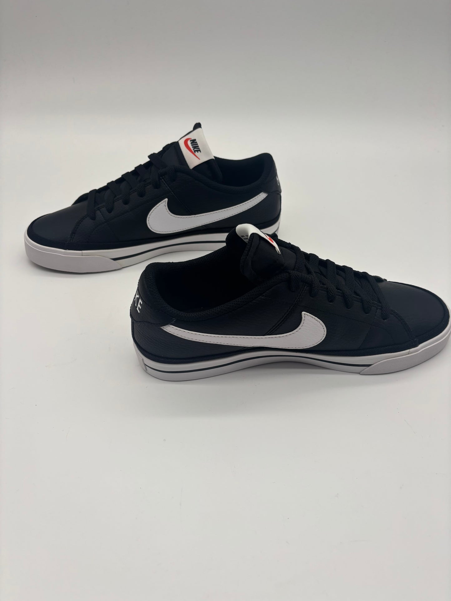 Nike - Court Legancy