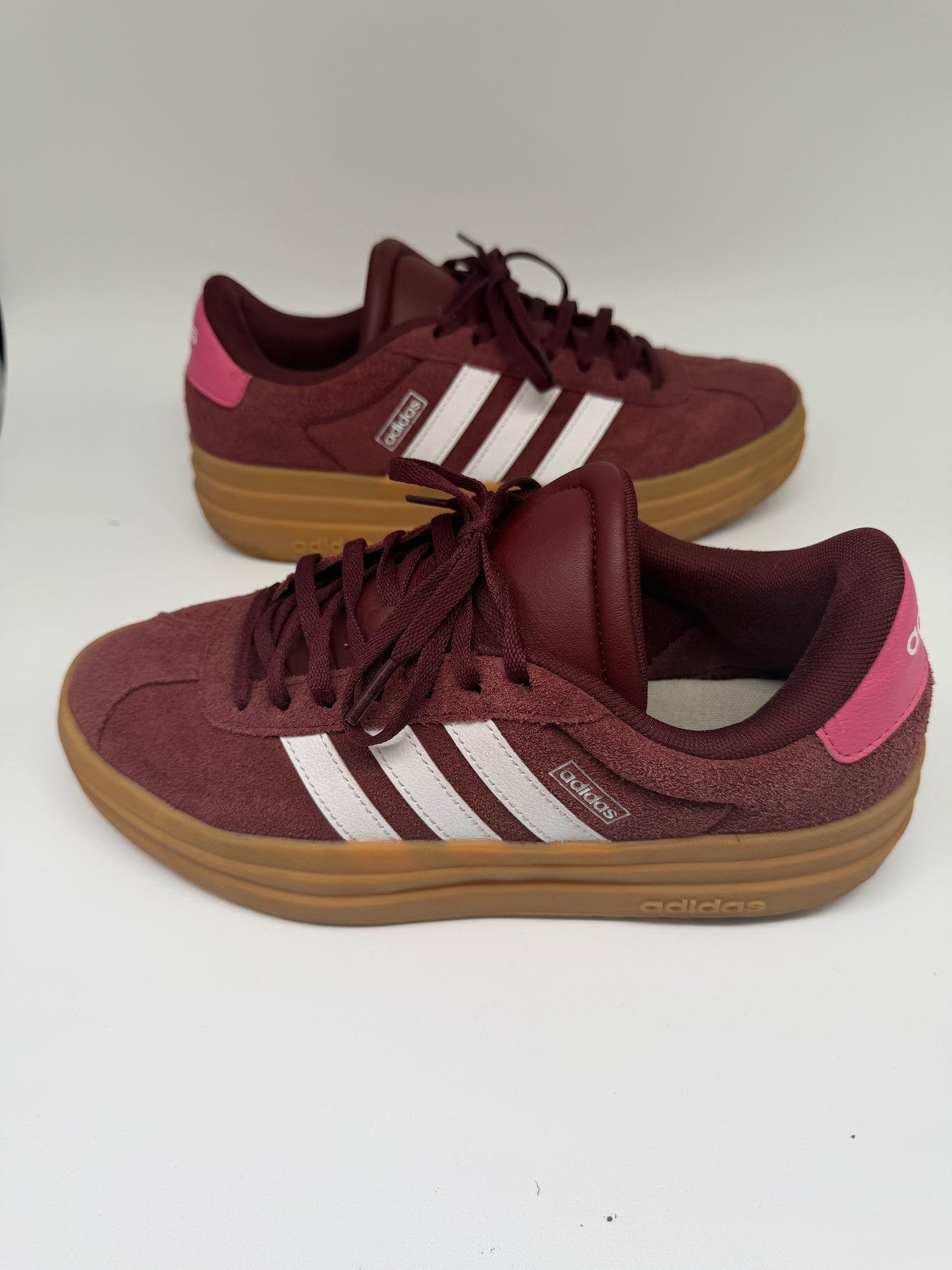 Adidas - Sneaker Platform