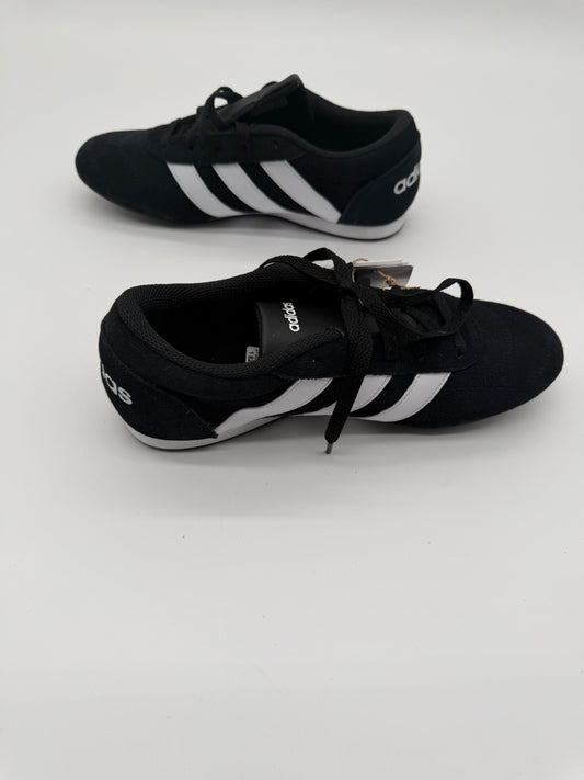 Adidas - Takwen Lace