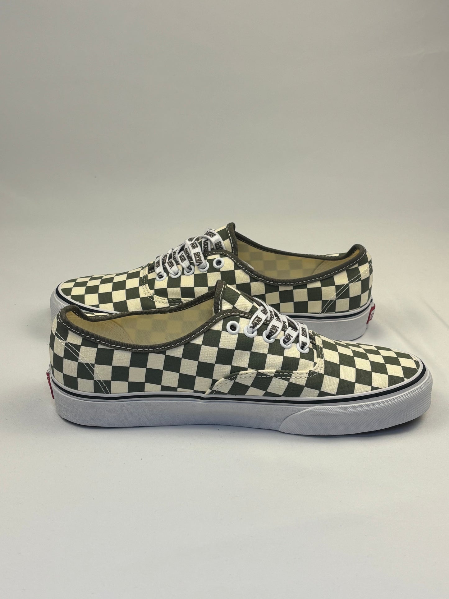 Vans - Authentic