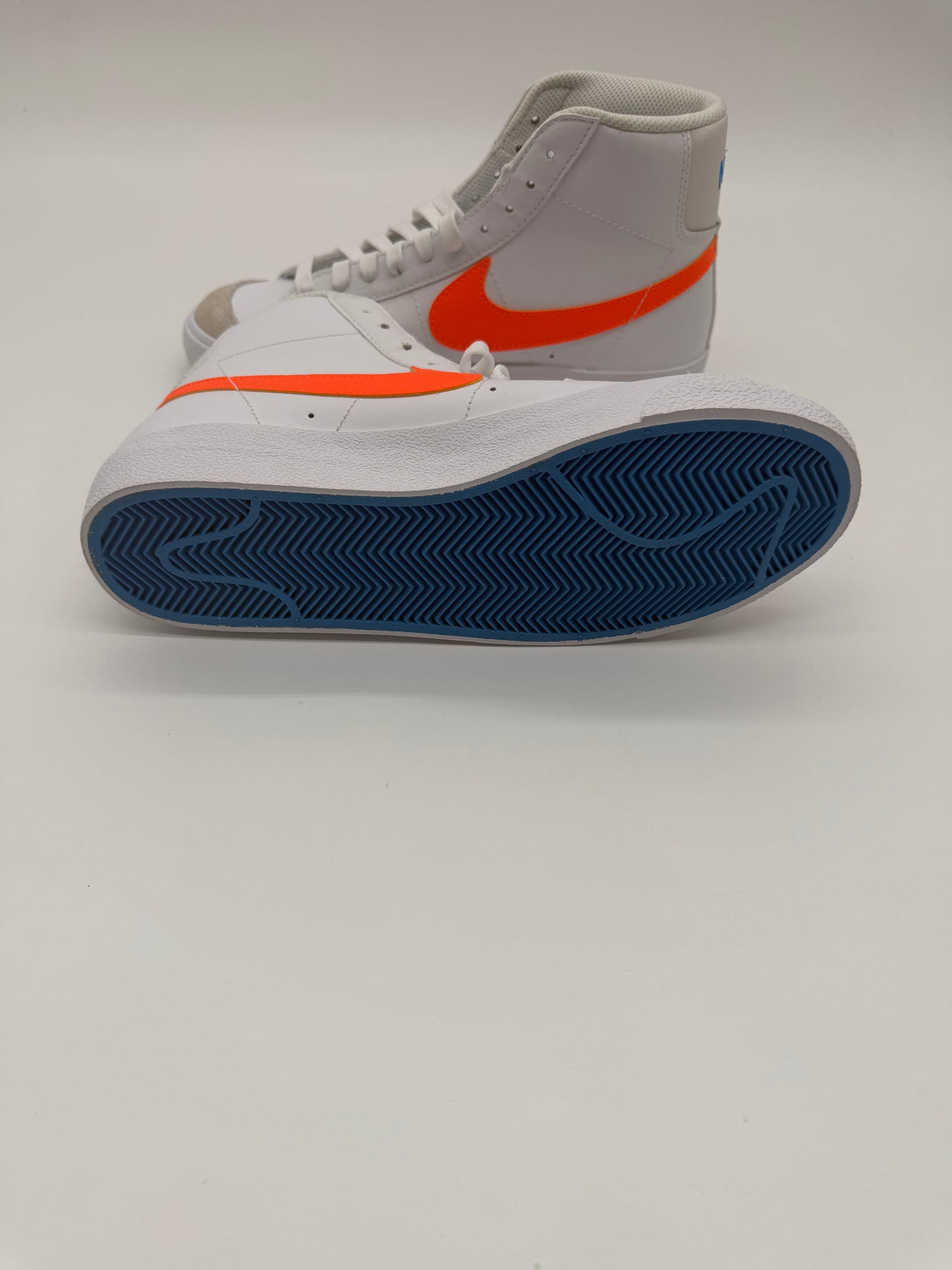 Nike - Blazer Mid 77
