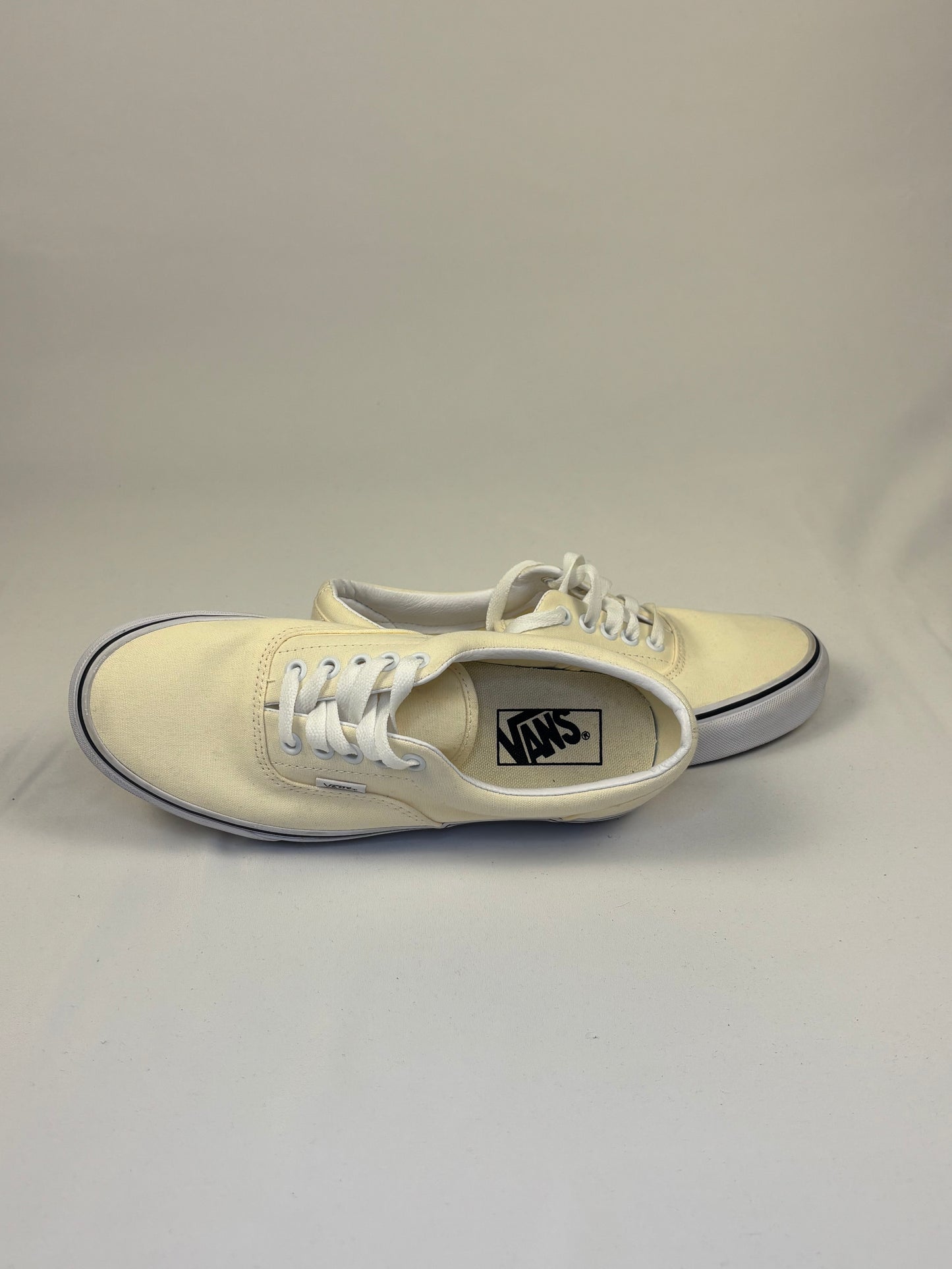 Vans - Authentic