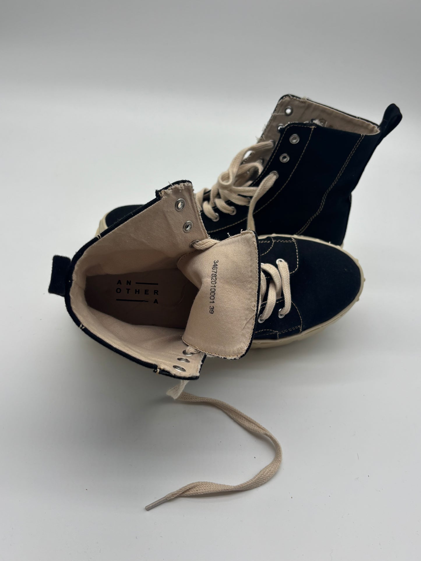 Another A - Stiefel