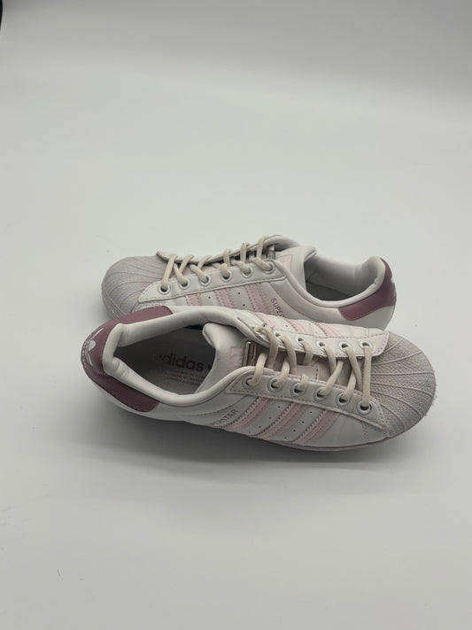 Adidas - Superstras