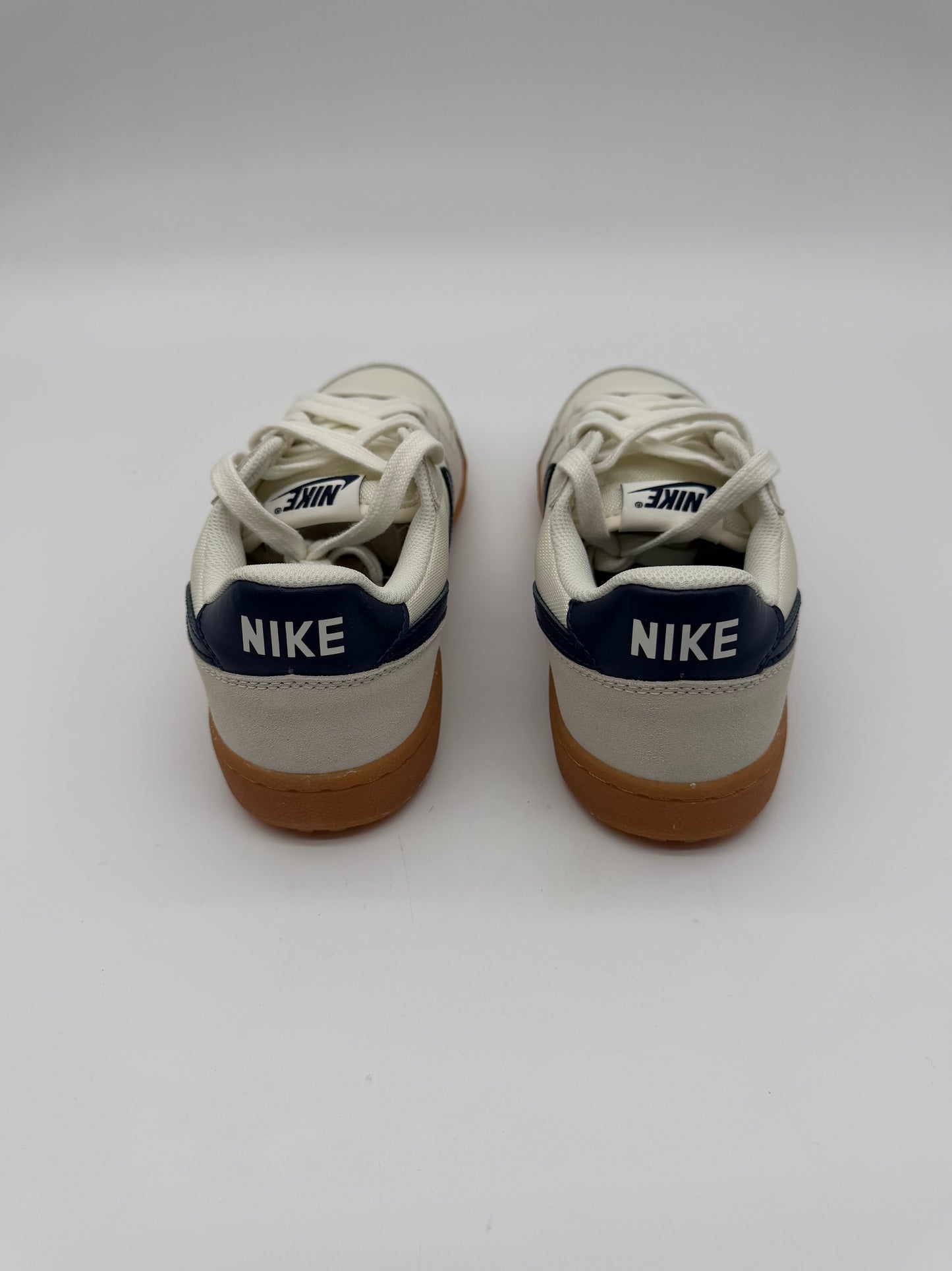 Nike - Field General