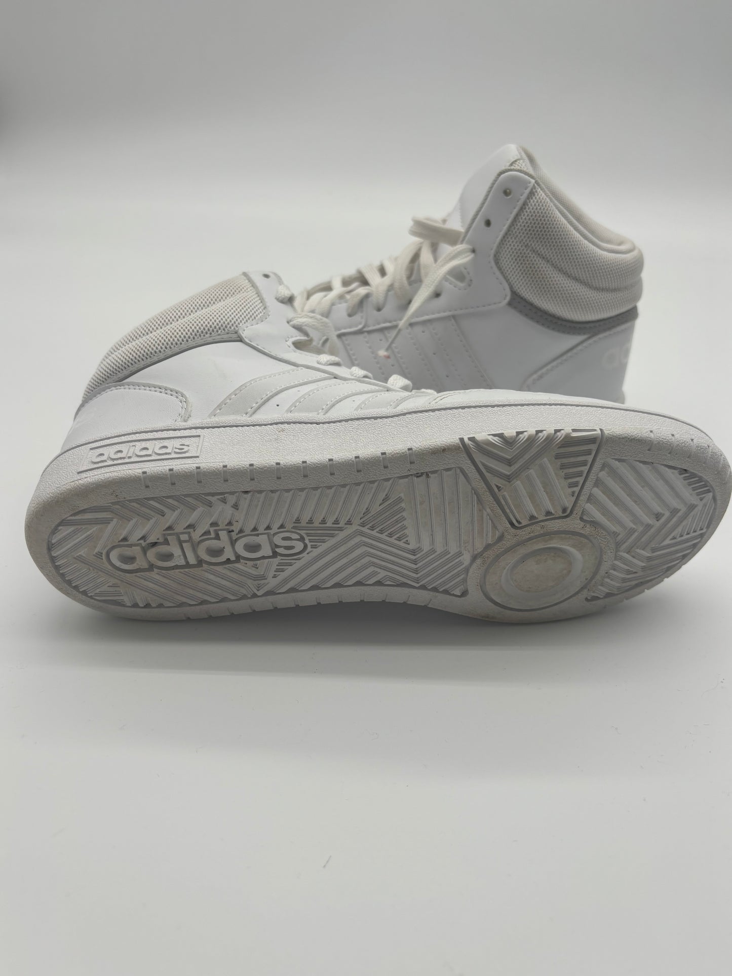 Adidas - Hoops Mid