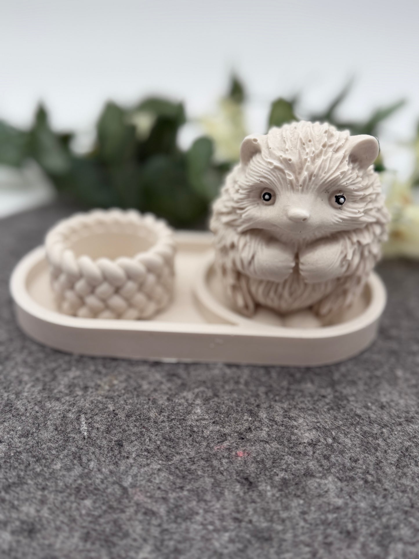 Igel Deko Set mit Jesmonite Schale | Handgegossen | Modernes Wohnaccessoire