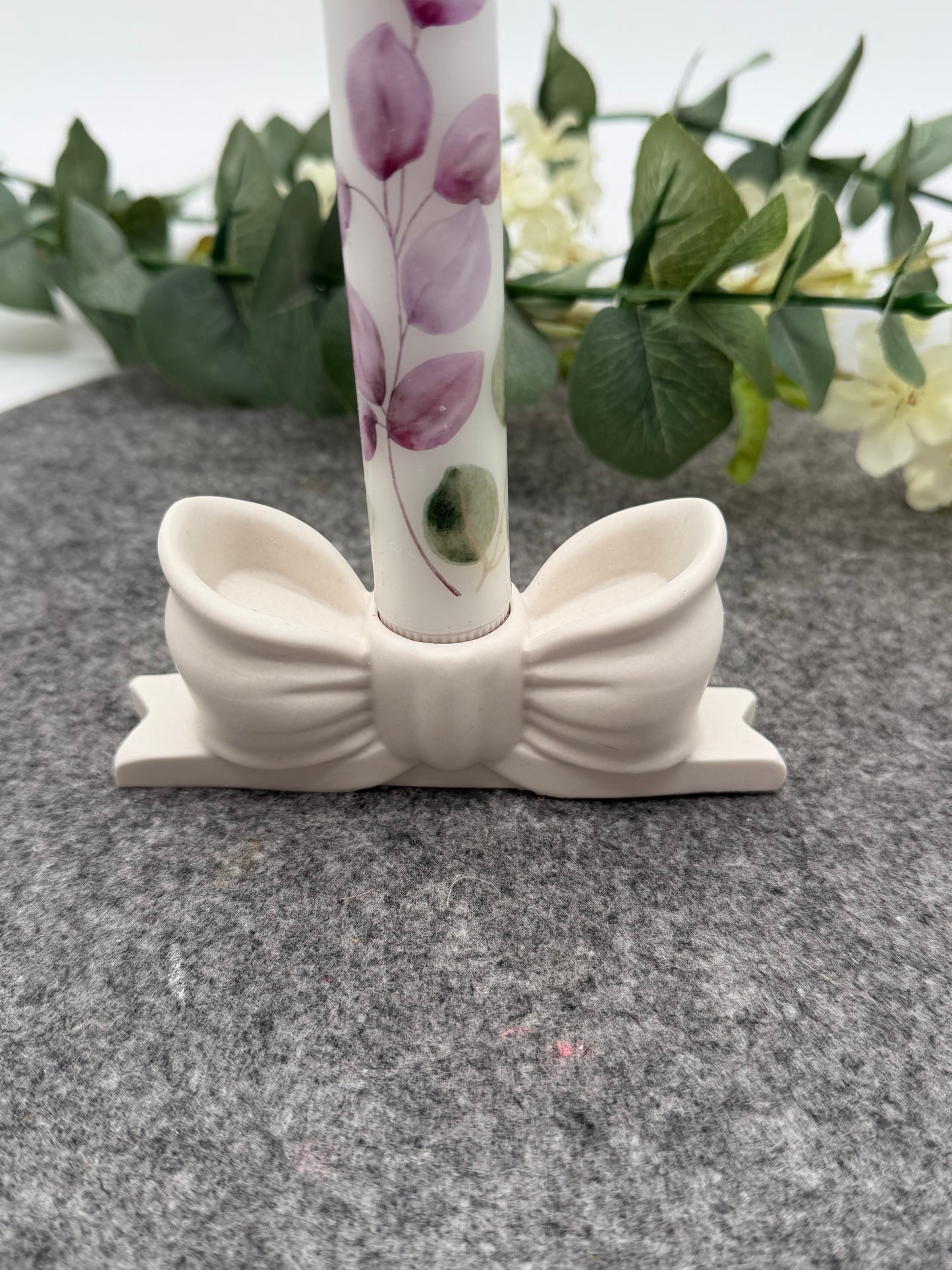 Schleifen Kerzenhalter aus Jesmonite  | Handgegossen
